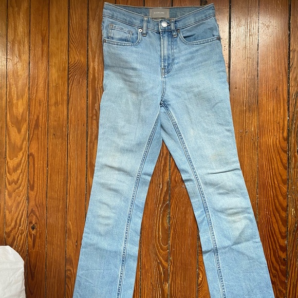 Light wash bootcut Everlane jeans - Picture 2 of 3